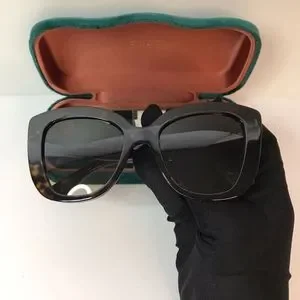 Gucci | Accessories | Original Gucci Light Brown Butterfly  display picture 1
